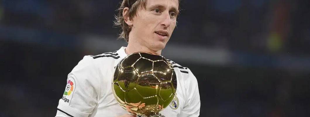 Luka Modrić posudio trofej Ballon d'Or muzeju u Milanu