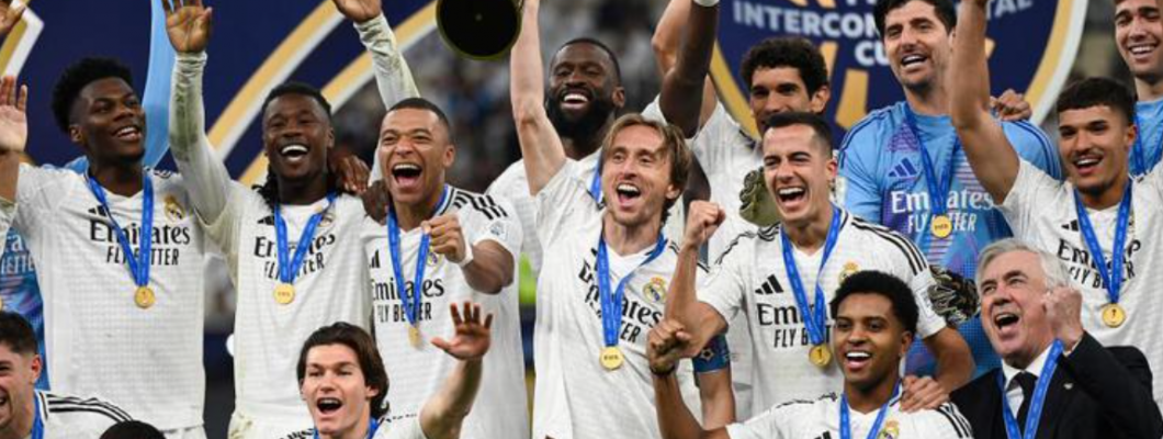 39-godišnji kapetan Real Madrida emotivno je podigao pehar